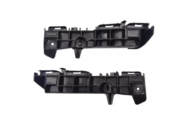 IMP905.149-GUIA PARACHOQUE DIANT. - HILUX 2012